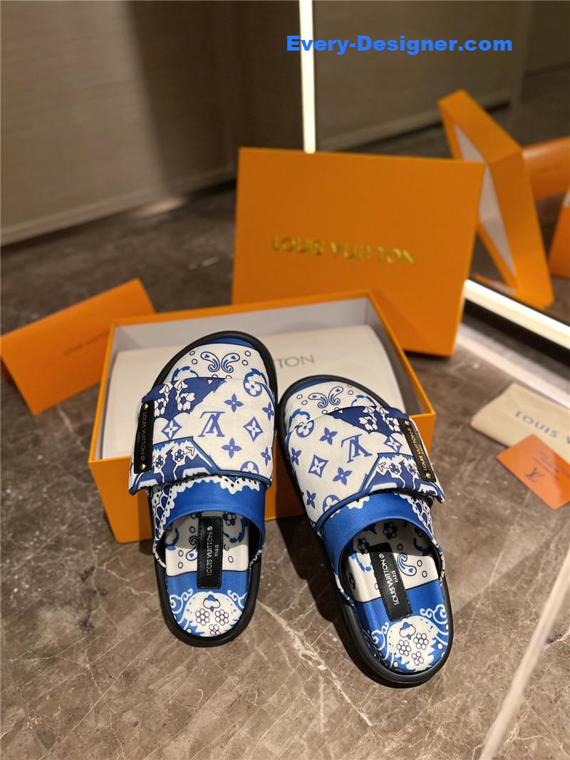 l0vis Vvtt0n lv spring new presbyopic sandals and slippers