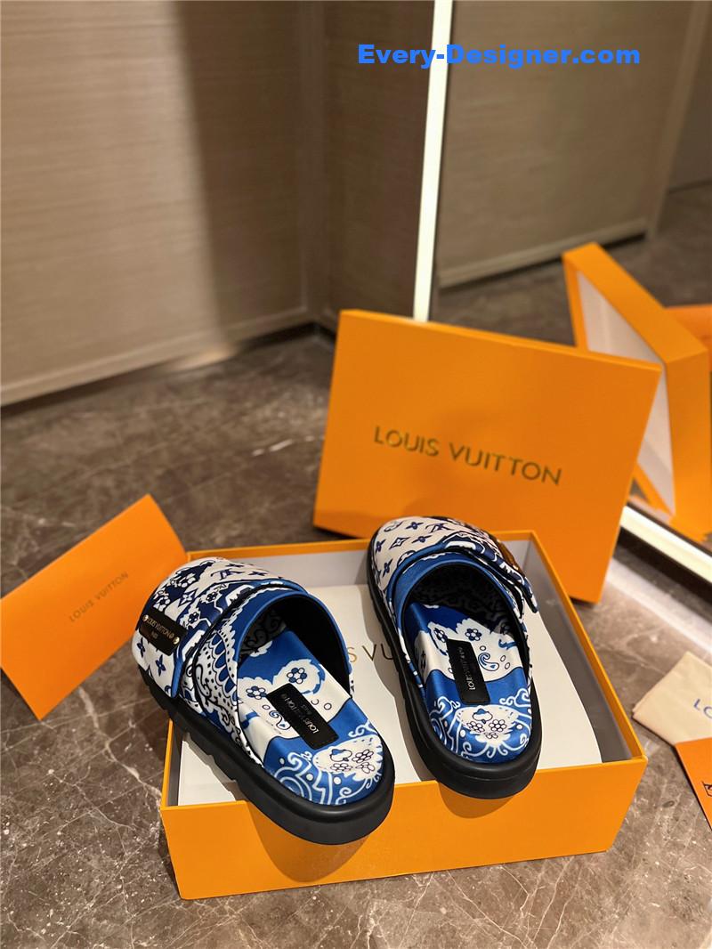 l0vis Vvtt0n lv spring new presbyopic sandals and slippers