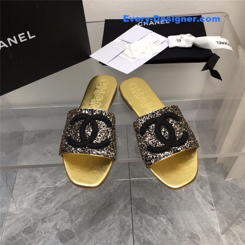 CC classic holiday style slippers