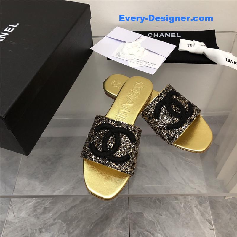 CC classic holiday style slippers