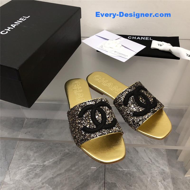 CC classic holiday style slippers