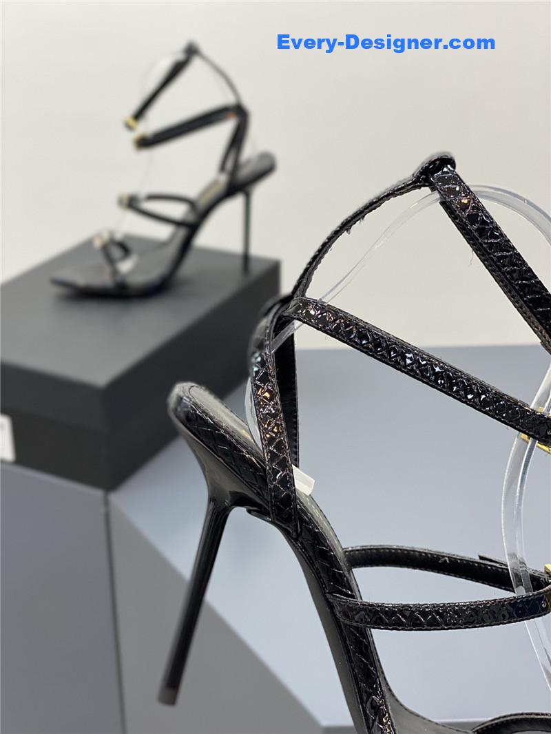 y51 high-heeled sandals with D1am0nd buckle