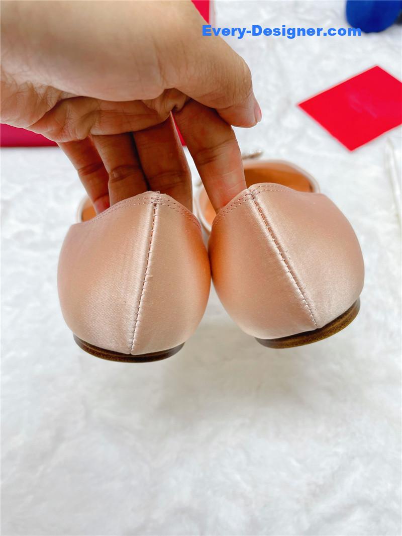 Roger vivier new rhinestone hollow ballet shoes