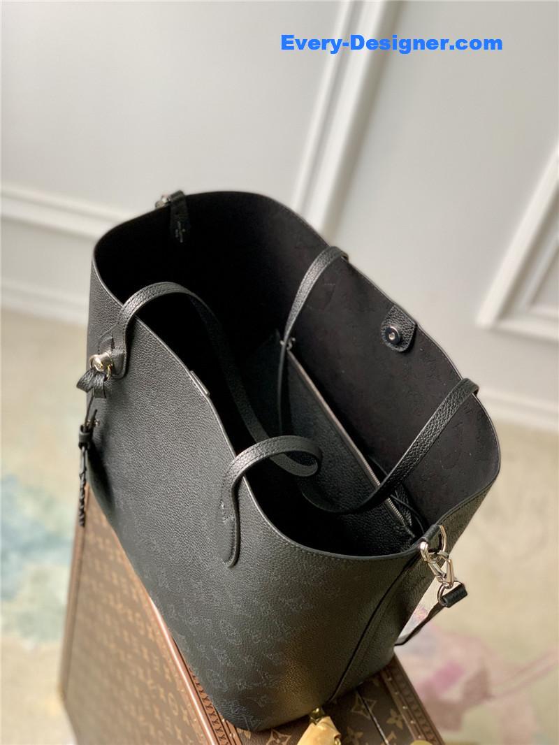 l0vis Vvtt0n lv blossom large mahina bag