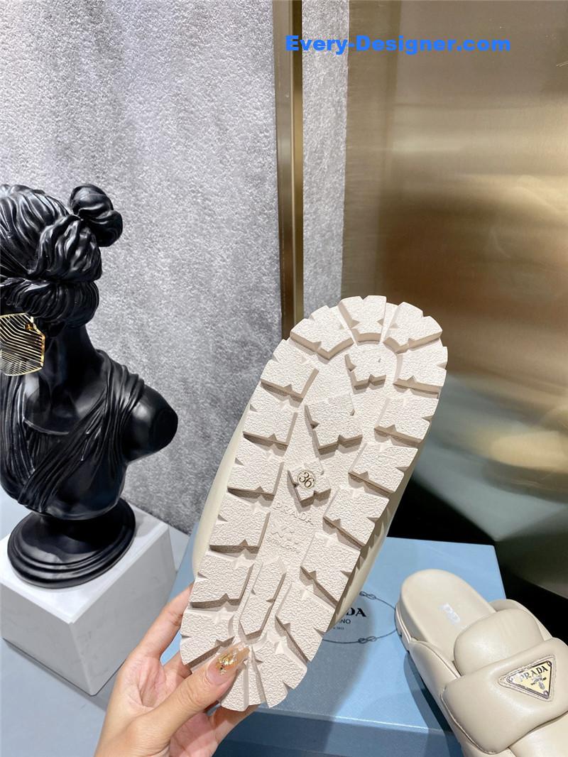 Pra*a foam sole mules