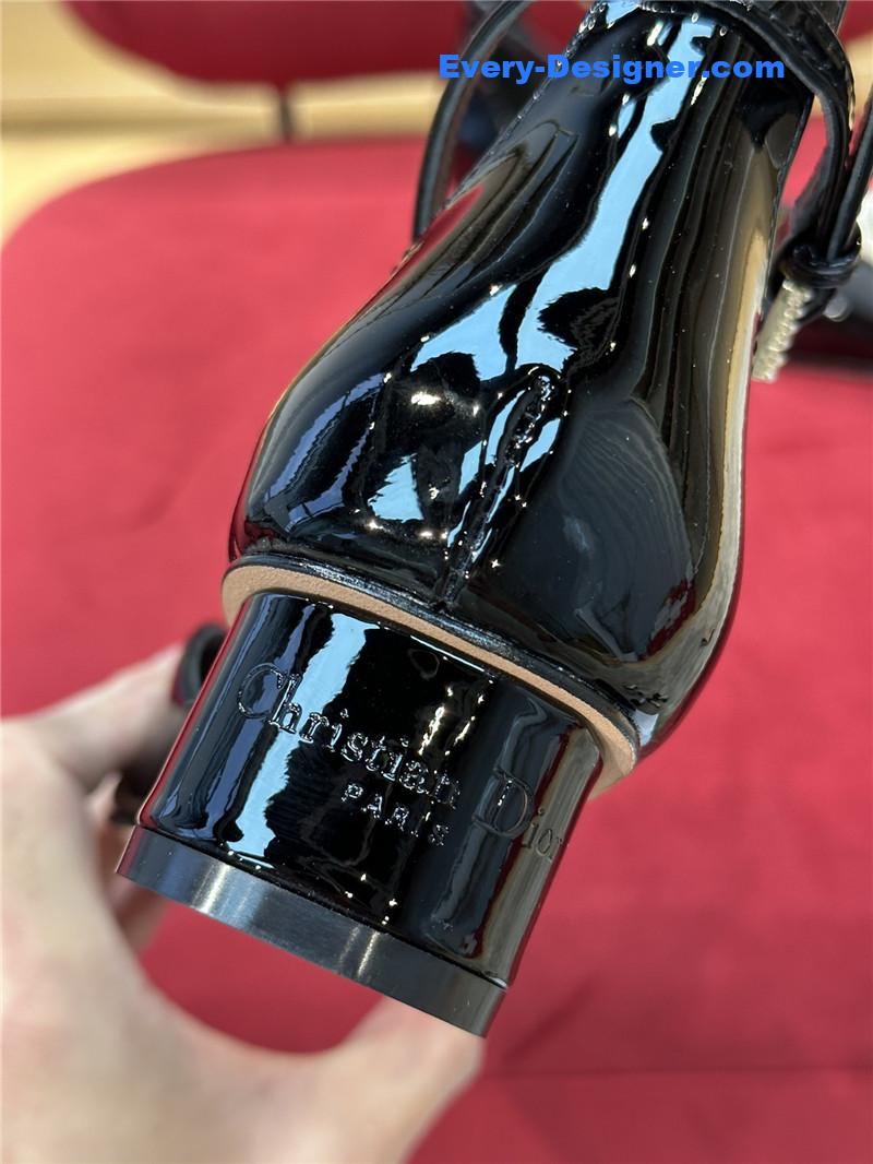 D10r spring summer hollow shoes