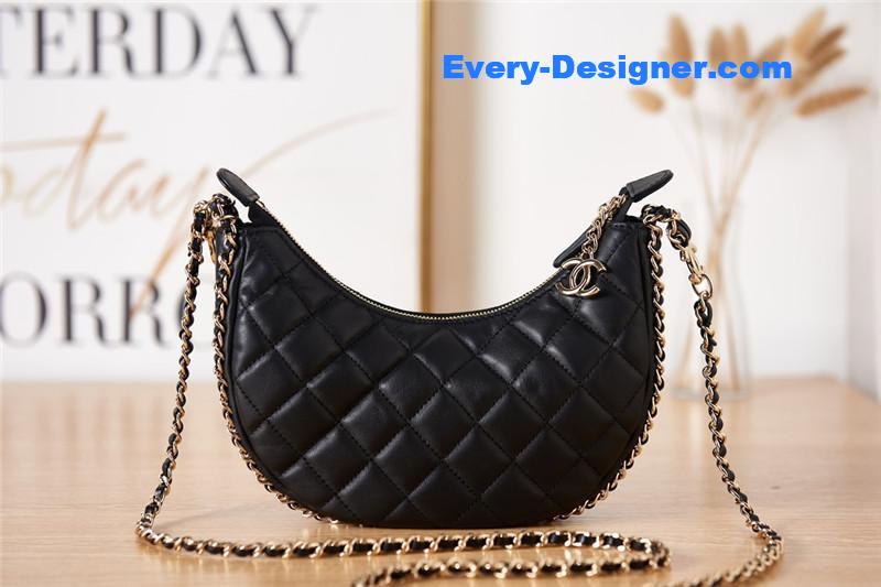 Ch**el small hobo bag black