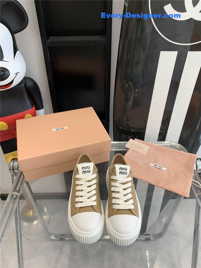 M1um1u popular biscuit white shoes