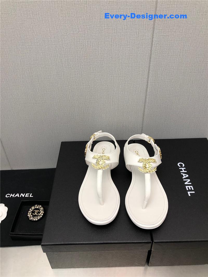CC new C buckle sandals
