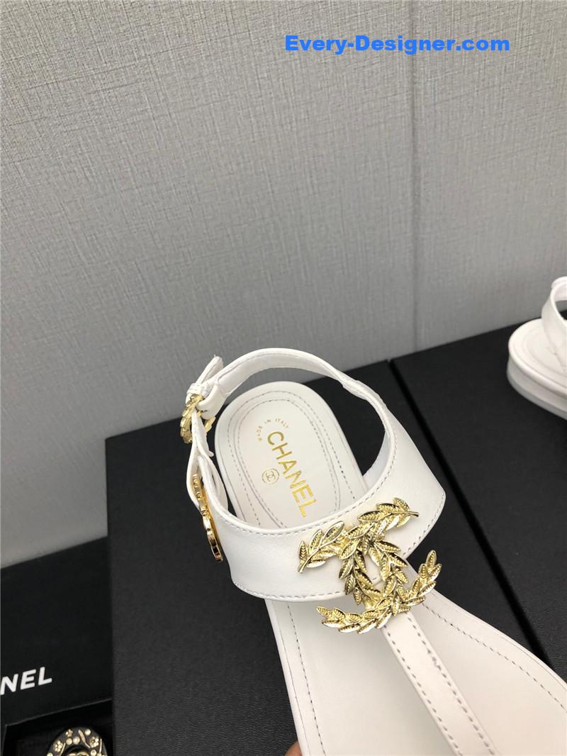 CC new C buckle sandals