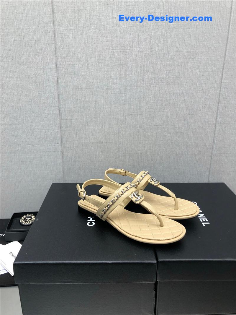 CC new C buckle chain sandals