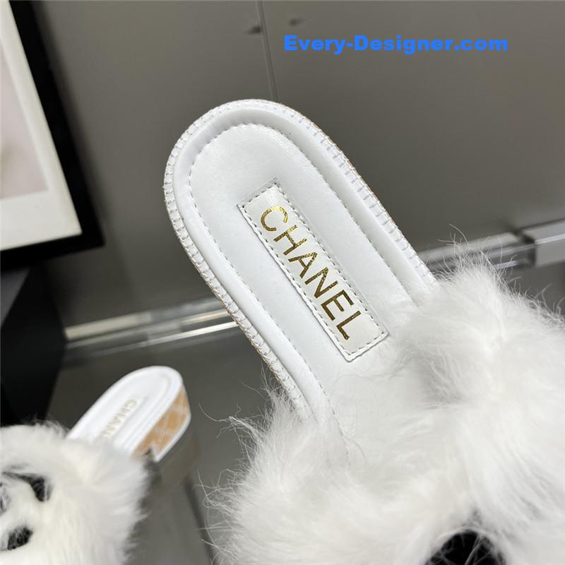 CC new wool slippers