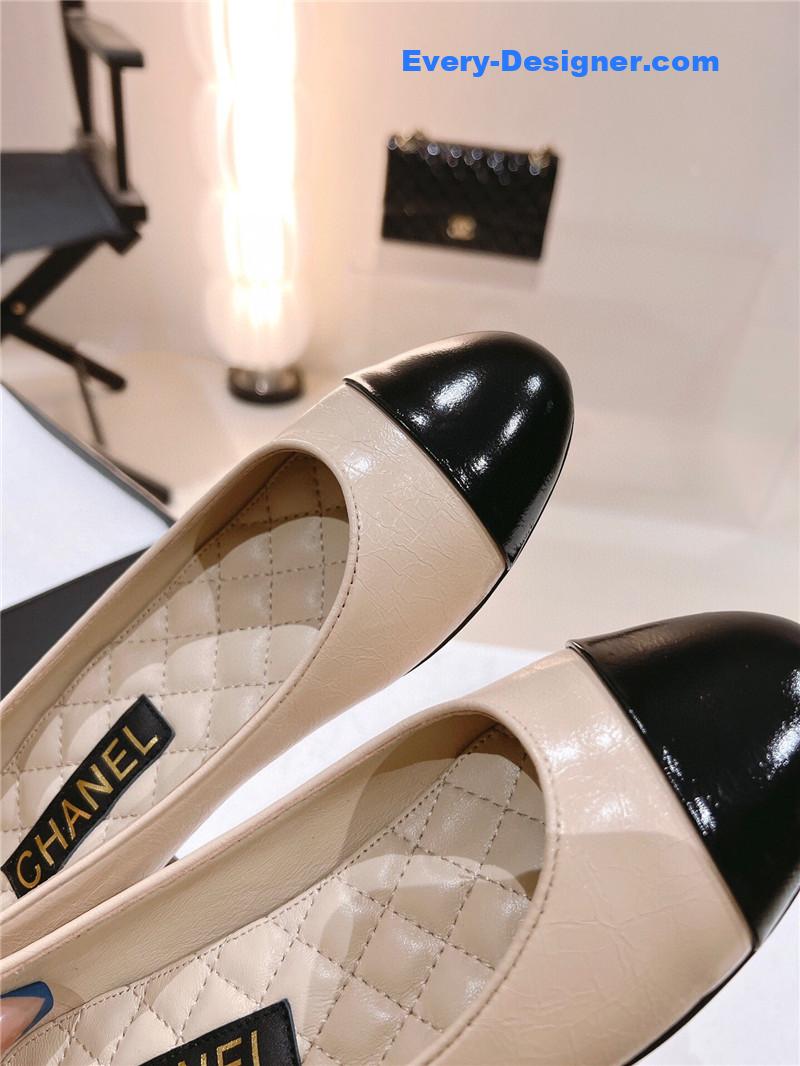 CC 23C pearl Mary Jane shoes