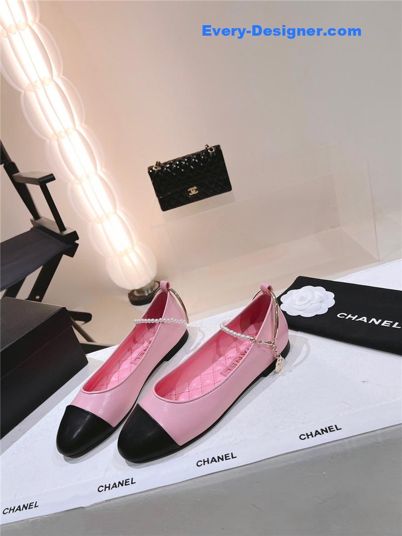 CC 23C pearl Mary Jane shoes