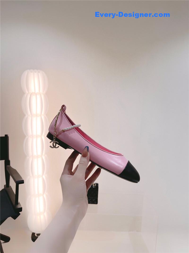 CC 23C pearl Mary Jane shoes