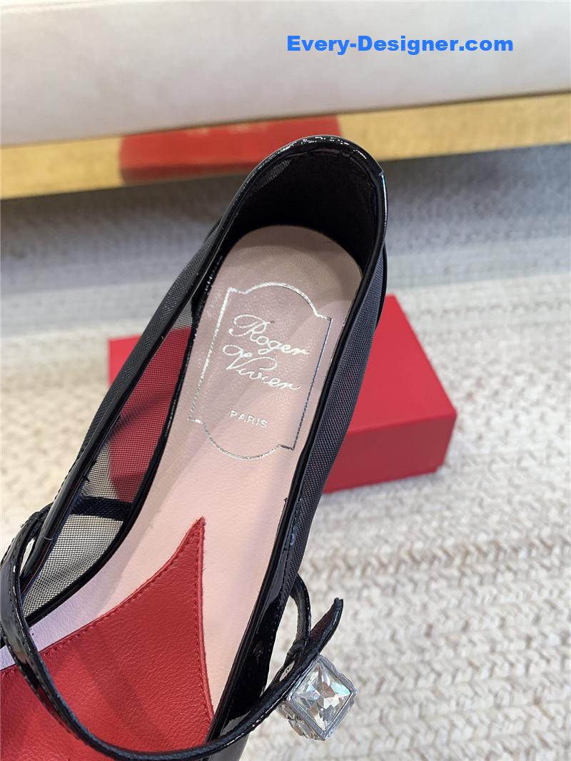 Roger vivier new pointed toe flat Mary Jane shoes
