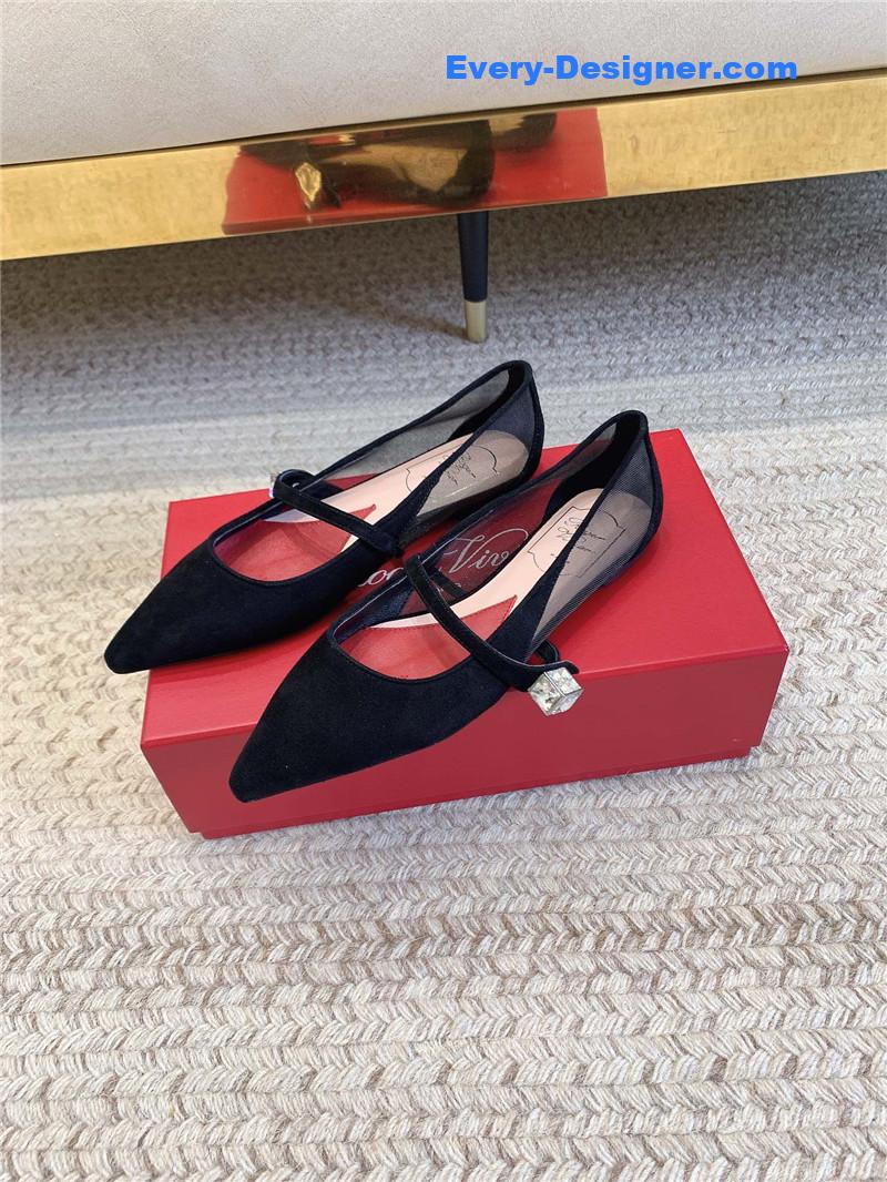Roger vivier new pointed toe flat Mary Jane shoes