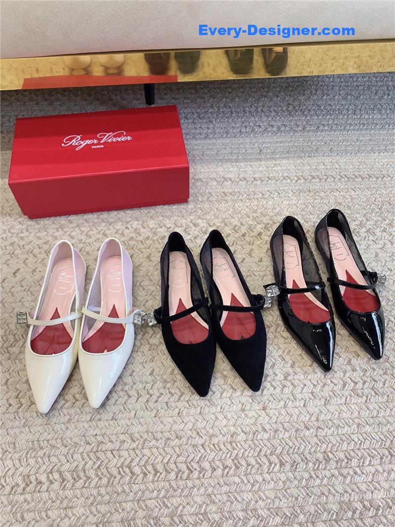Roger vivier new pointed toe flat Mary Jane shoes