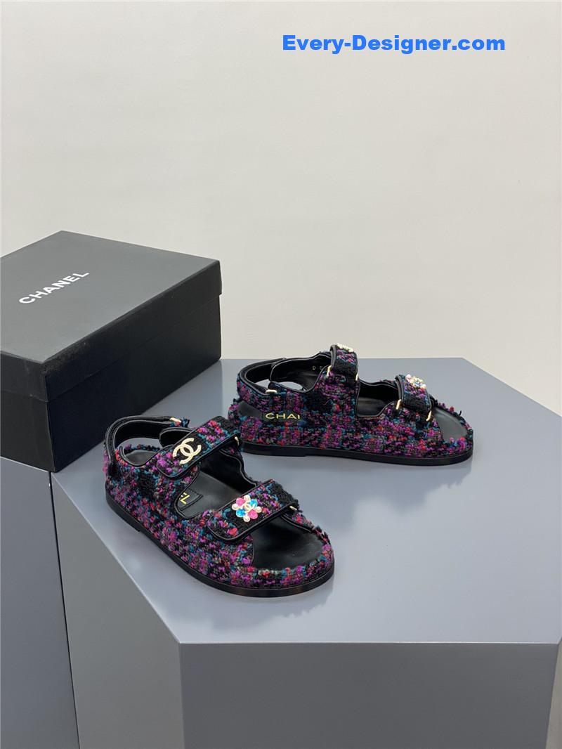 CC classic pearl buckle Velcro sandals