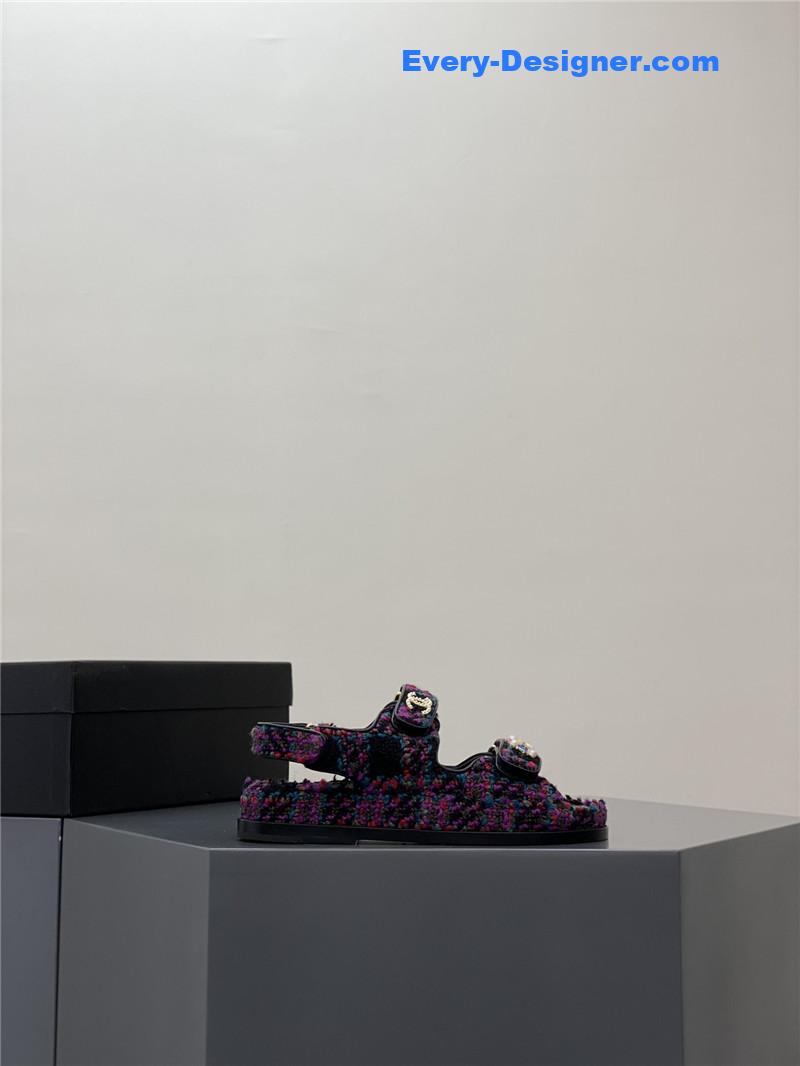 CC classic pearl buckle Velcro sandals