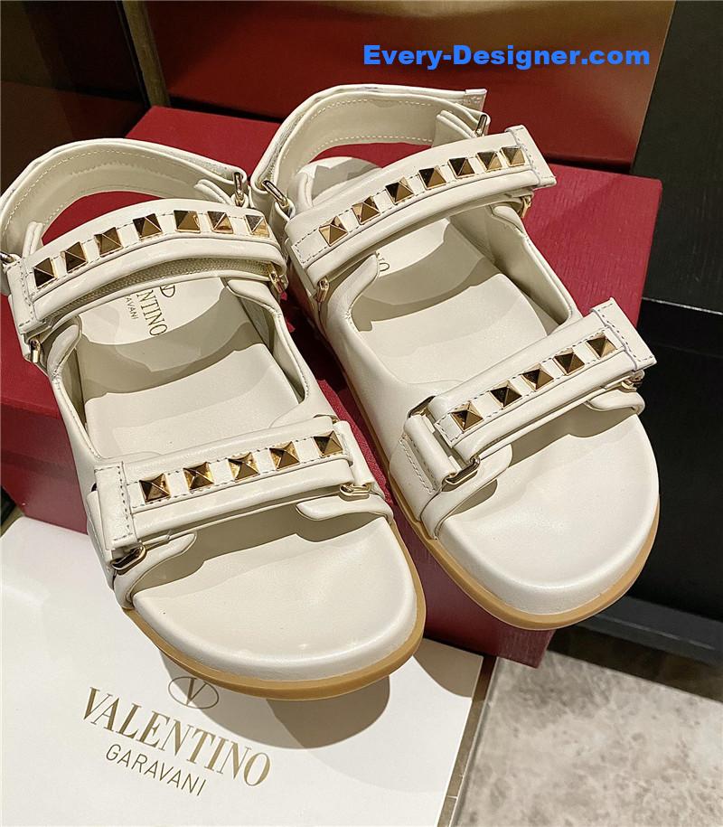 Va1e*ntin0 beach stud sandals in leather with velcro