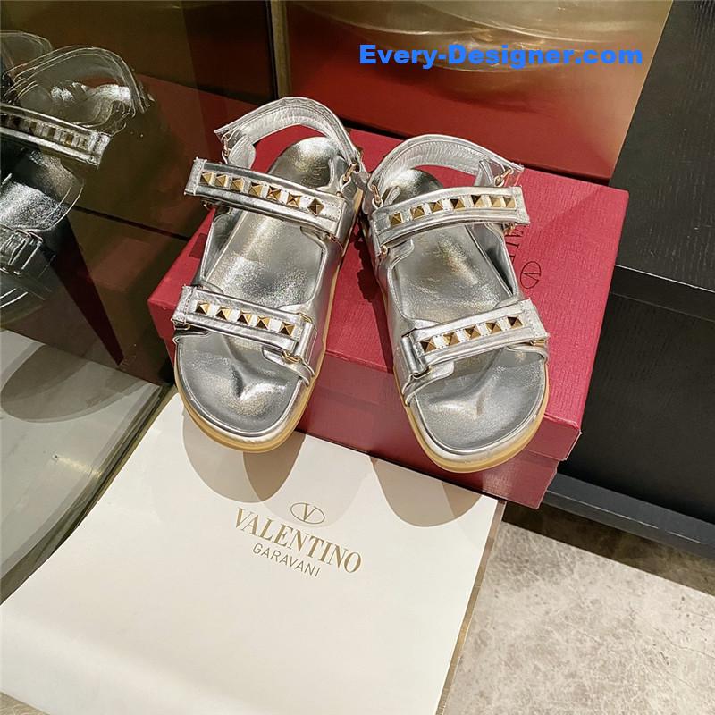 Va1e*ntin0 beach stud sandals in leather with velcro