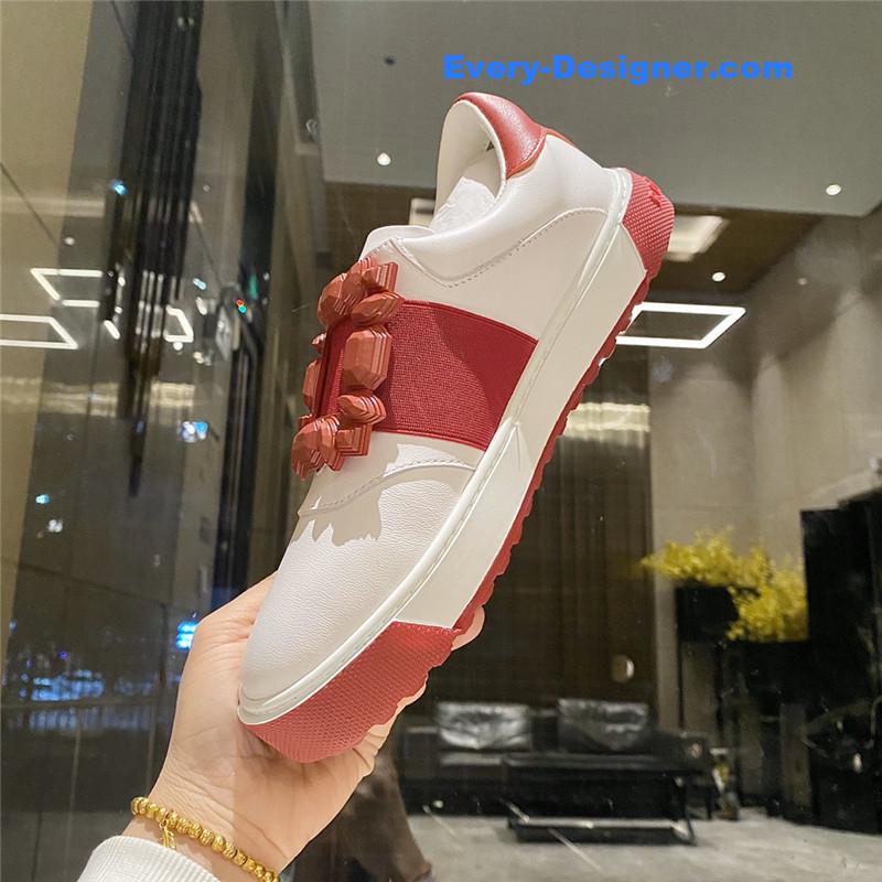 roger vivier full leather D1am0nd buckle tassel loafers