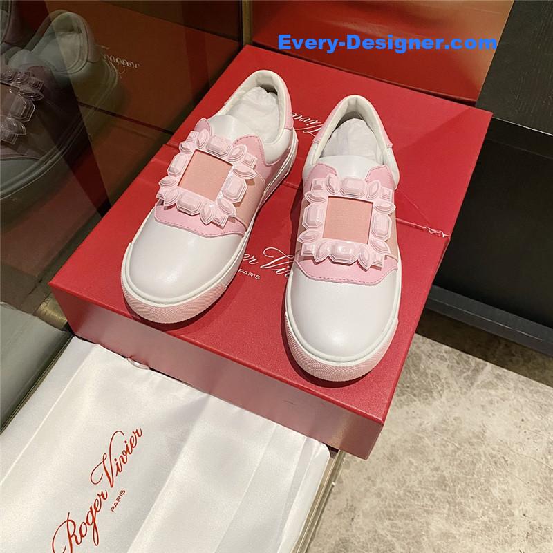 Roger vivier full leather diamond buckle tassel loafers