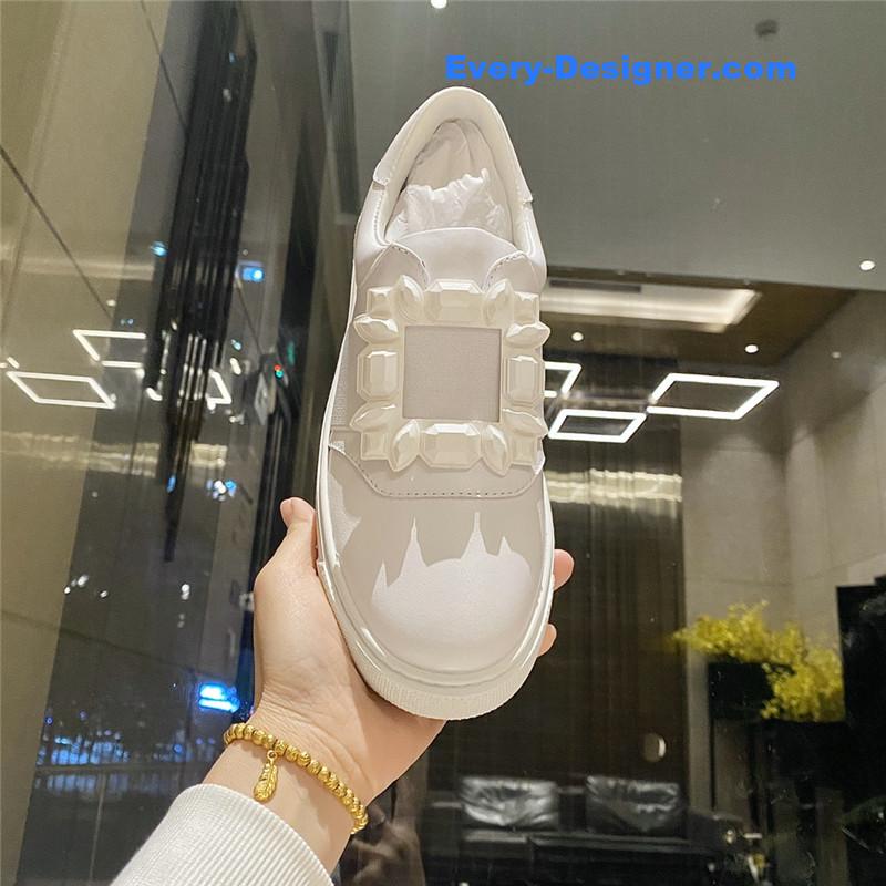 roger vivier full leather D1am0nd buckle tassel loafers