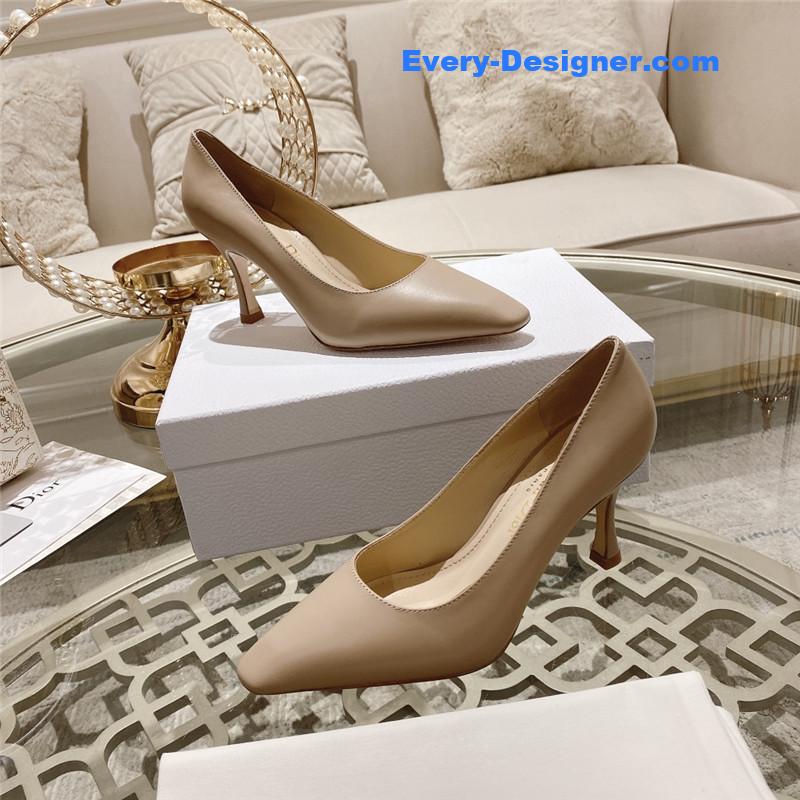 D10r spring and summer classic retro high heel shoes