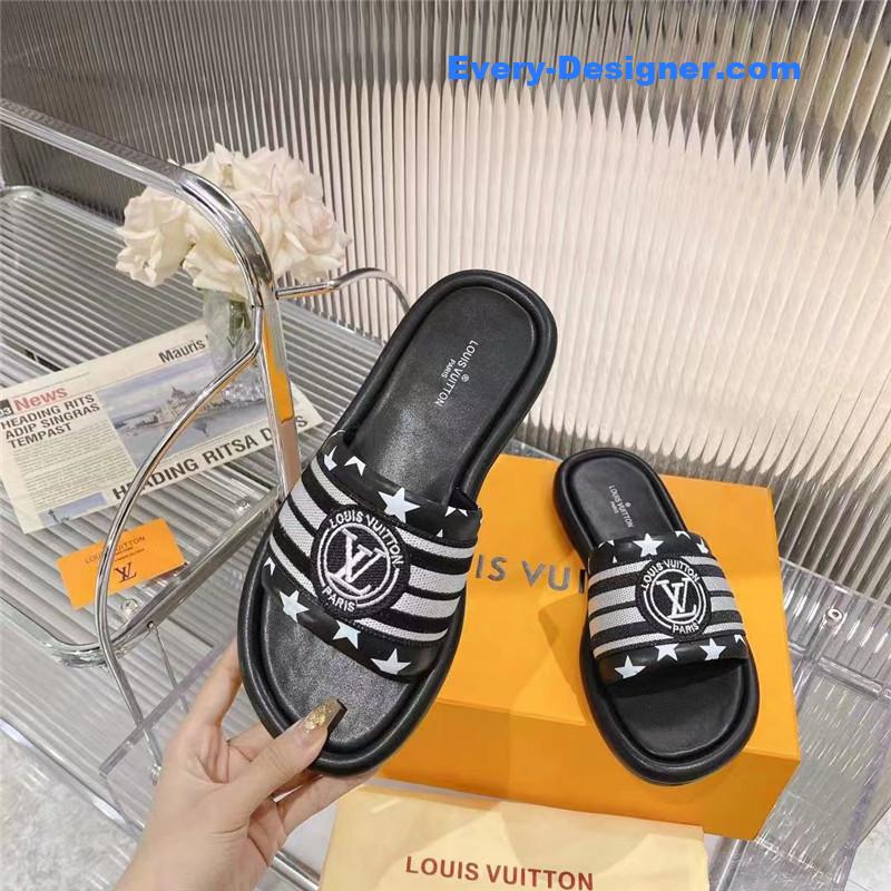 l0vis Vvtt0n lv counters feature the latest slippers