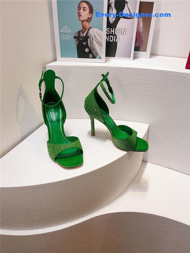 valentino spring summer versatile sandals