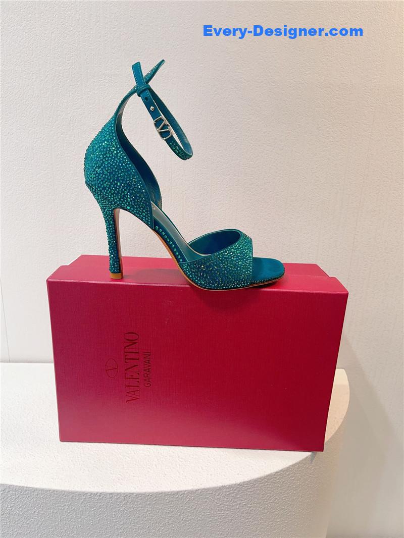 valentino spring summer versatile sandals