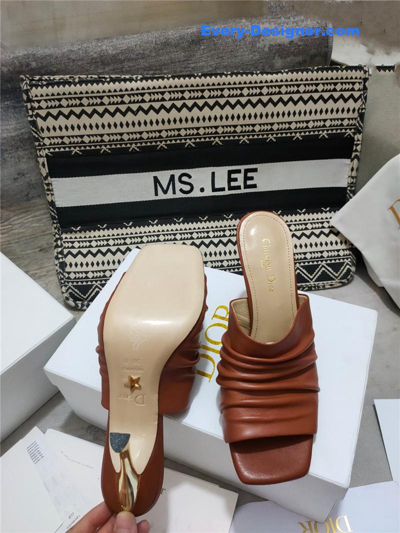 D10r leather high heel sandals