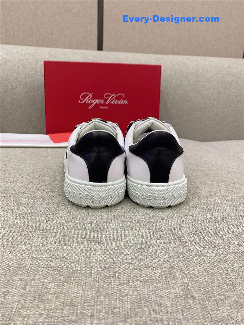 roger vivier new D1am0nd buckle casual shoes
