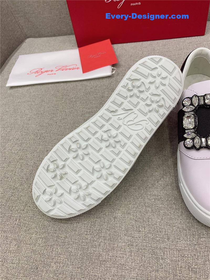 roger vivier new D1am0nd buckle casual shoes
