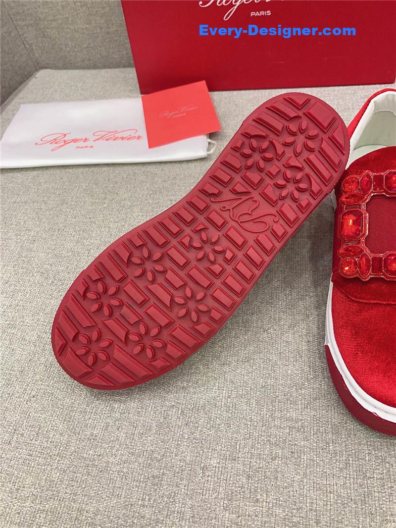 roger vivier new D1am0nd buckle casual shoes