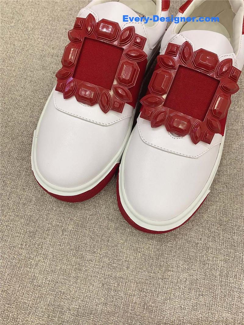 Roger vivier new diamond buckle casual shoes