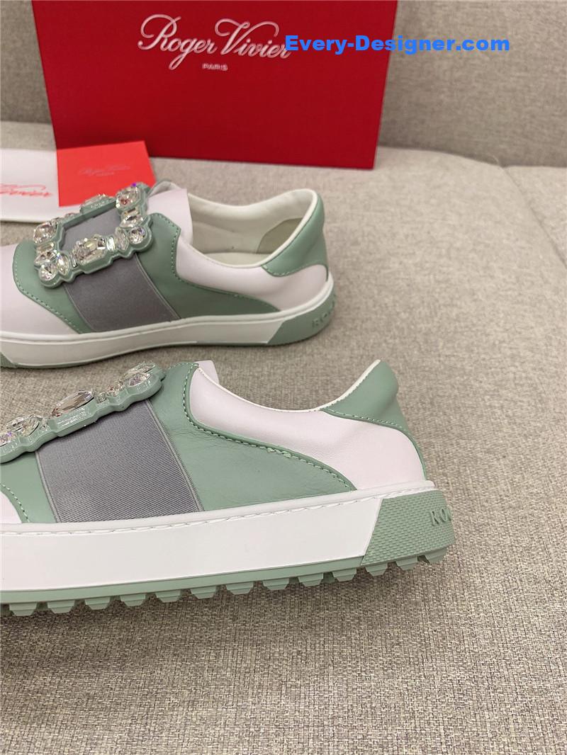 roger vivier new D1am0nd buckle casual shoes