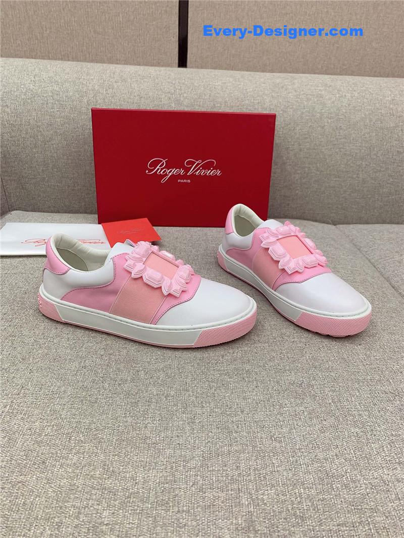 Roger vivier new diamond buckle casual shoes