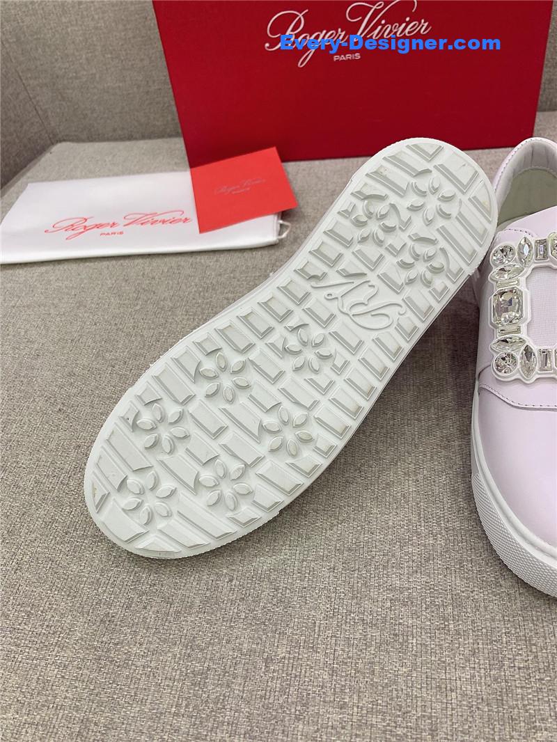roger vivier new D1am0nd buckle casual shoes