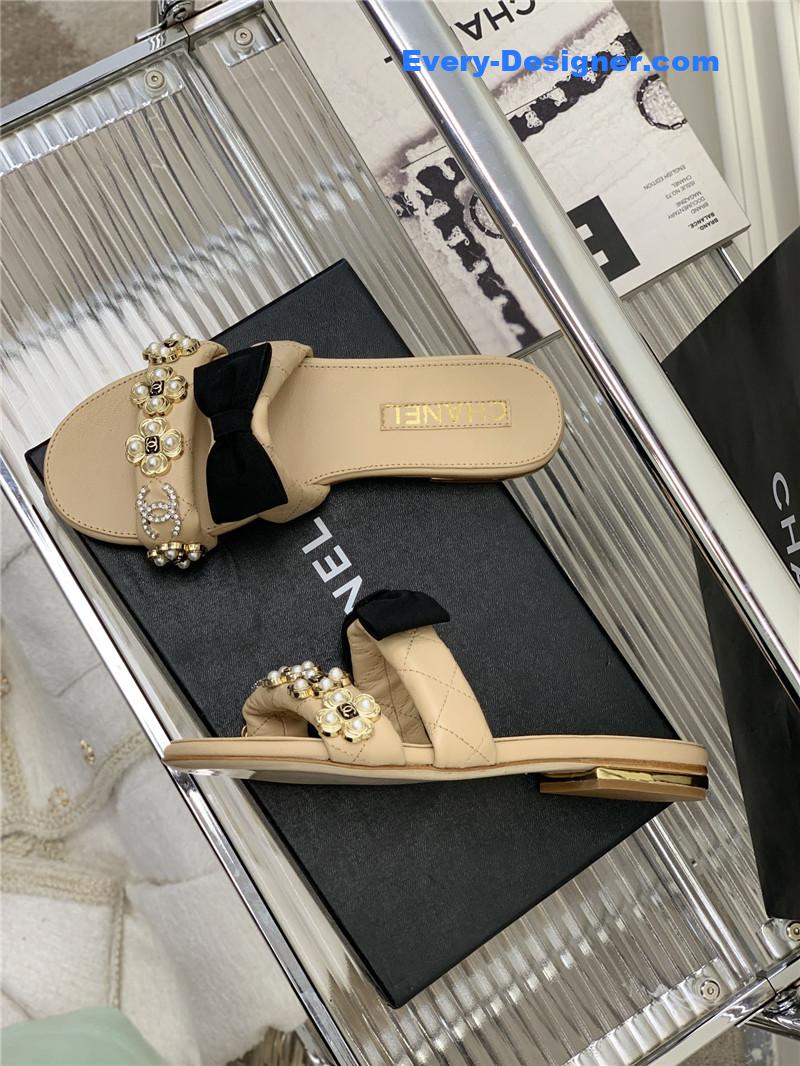 CC sheepskin lozenge slippers