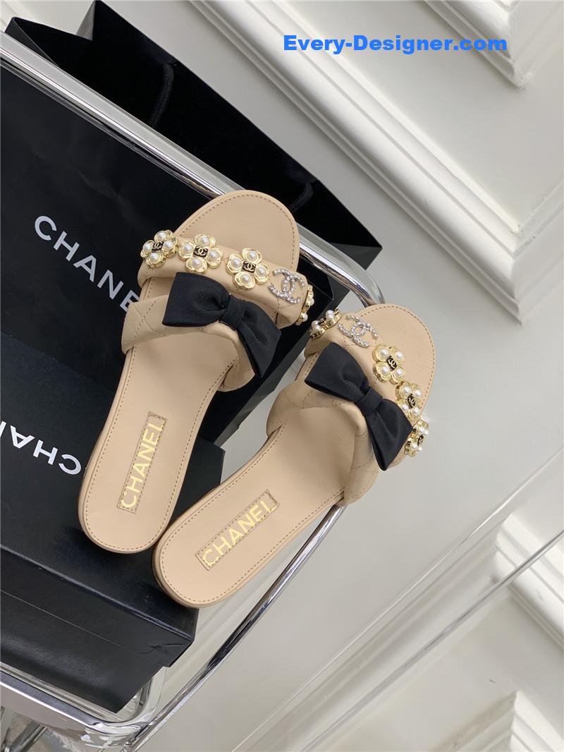 CC sheepskin lozenge slippers