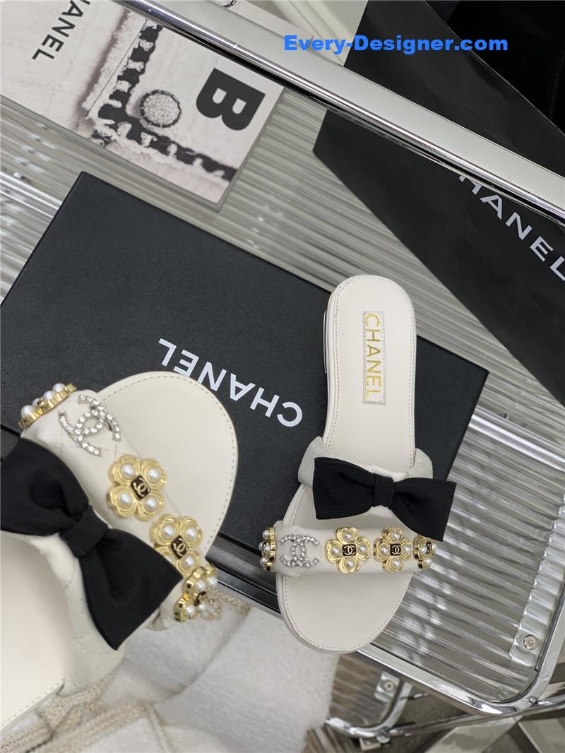 CC sheepskin lozenge slippers