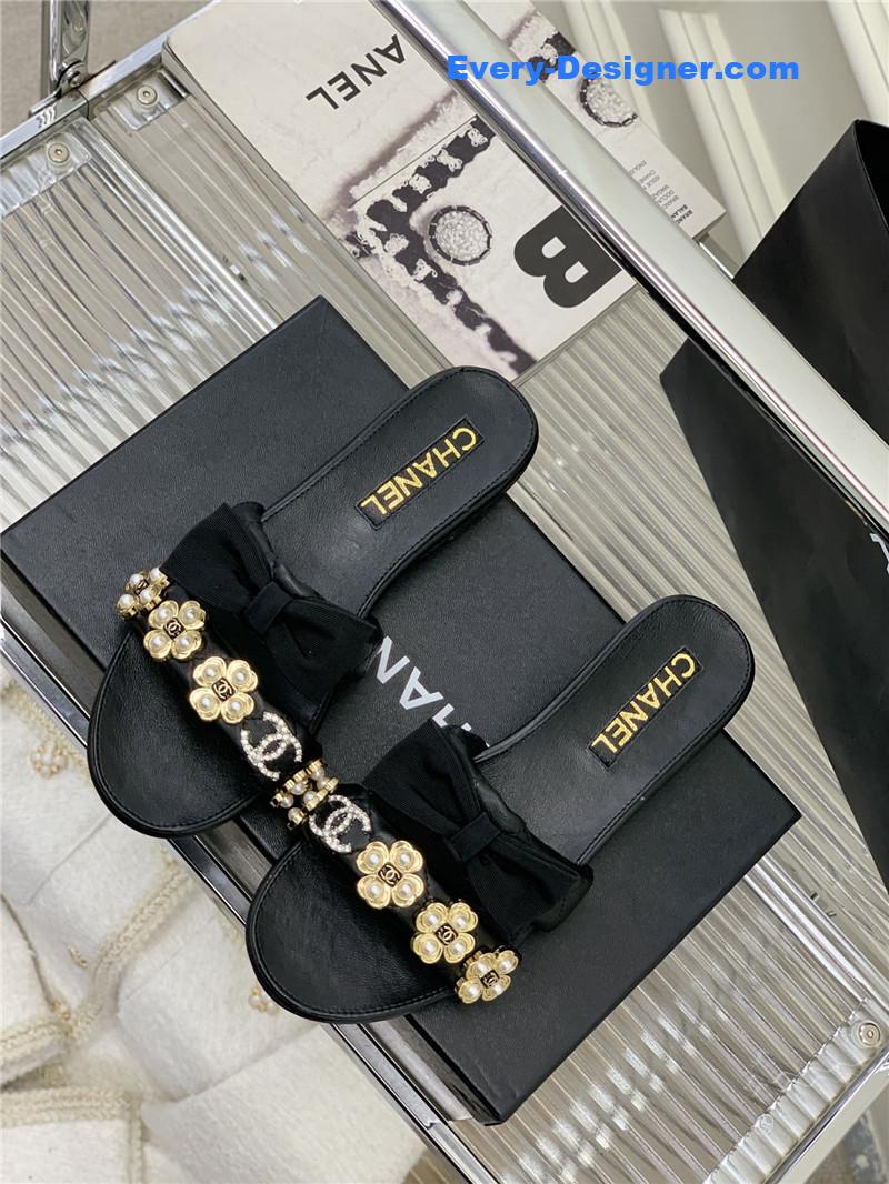 CC sheepskin lozenge slippers