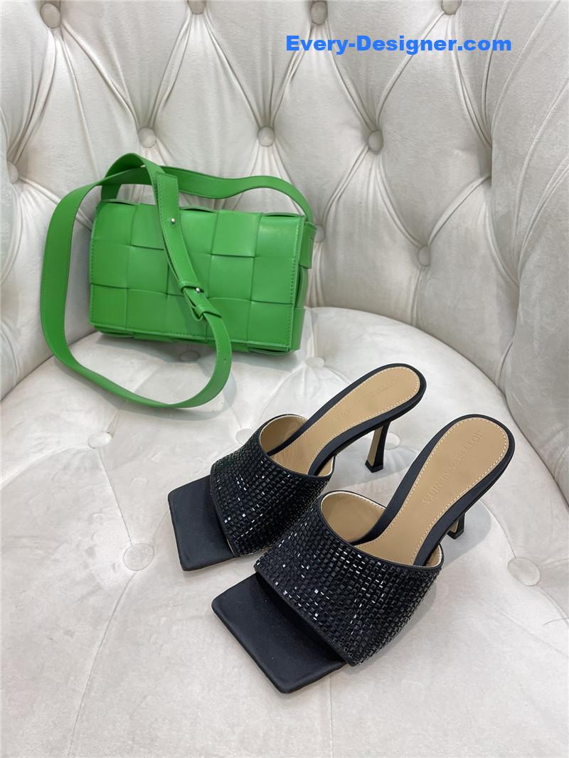 Bottega Veneta new square diamond slippers