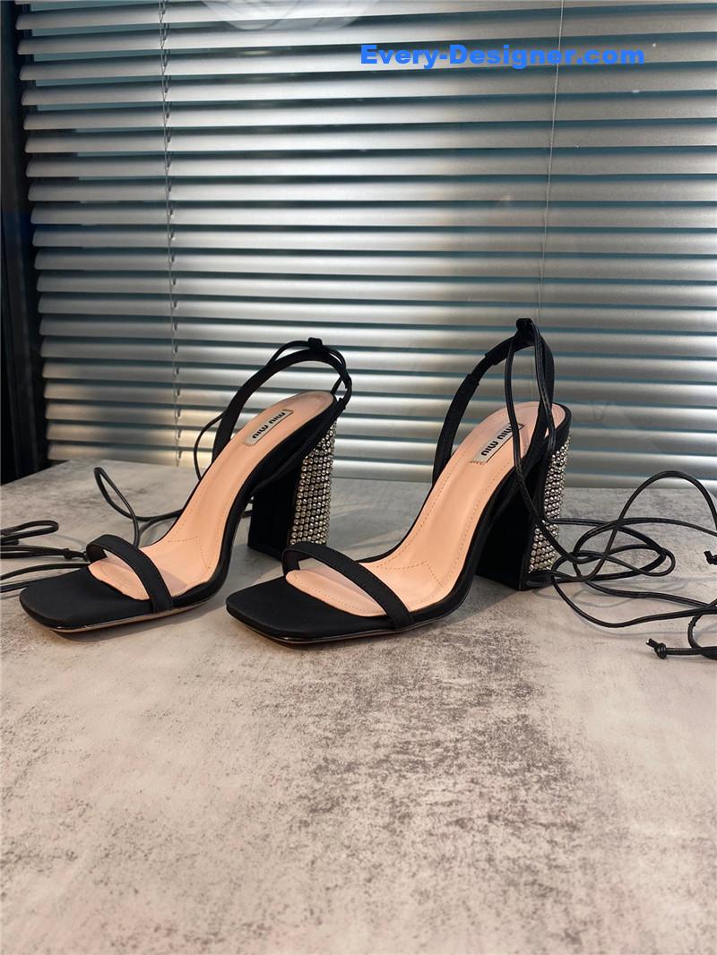 MIUMIU new one word with high heel dragging