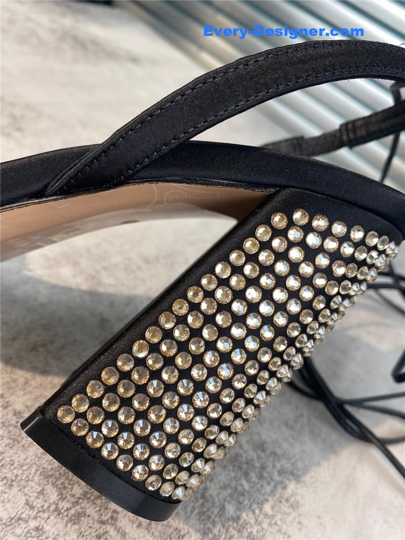 MIUMIU new one word with high heel dragging