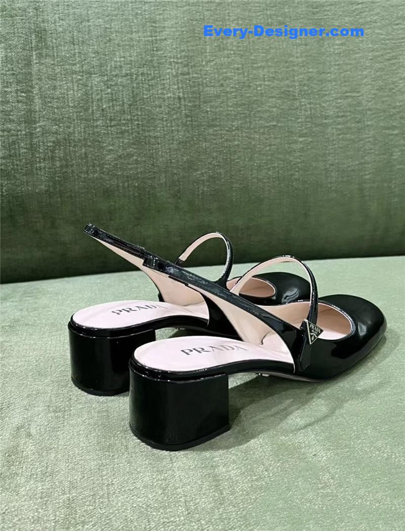 Pra*a delicate triangle logo sneakers