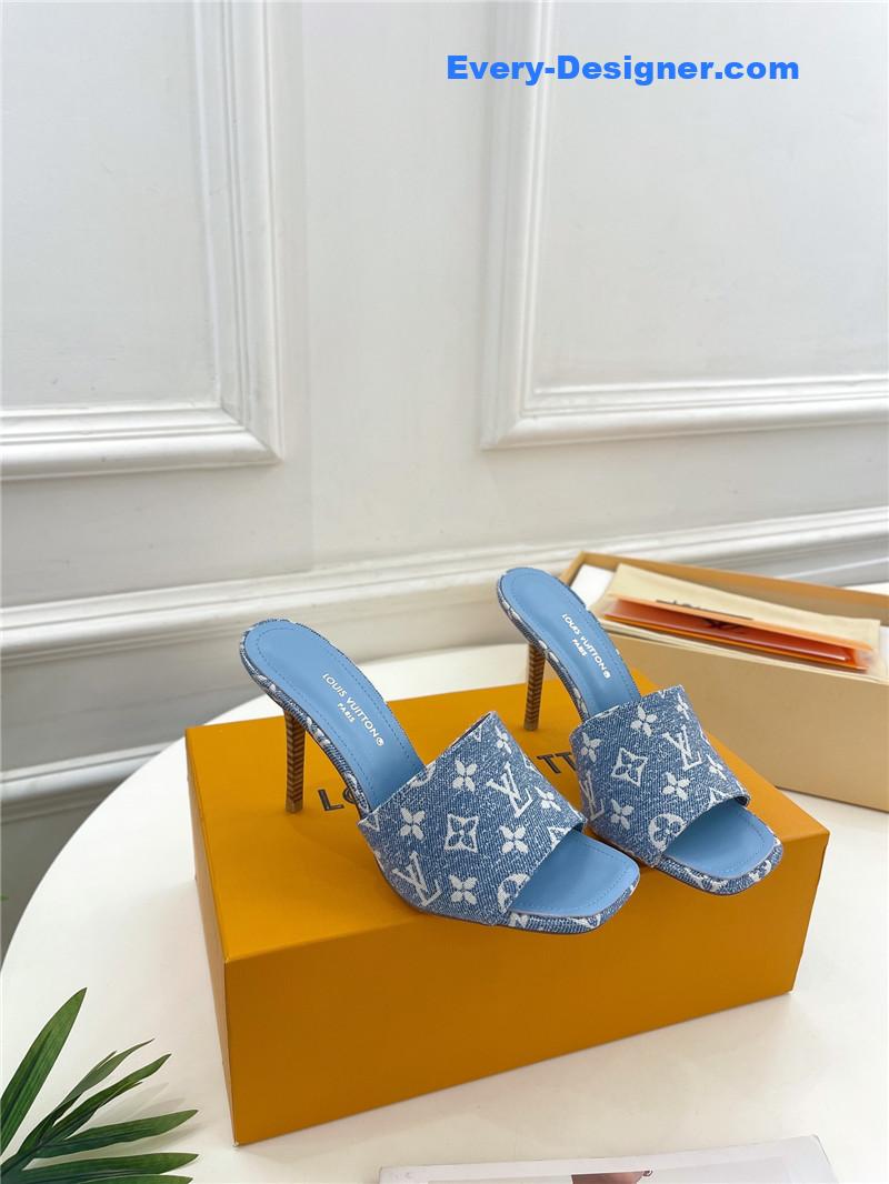 l0vis Vvtt0n lv latest slippers